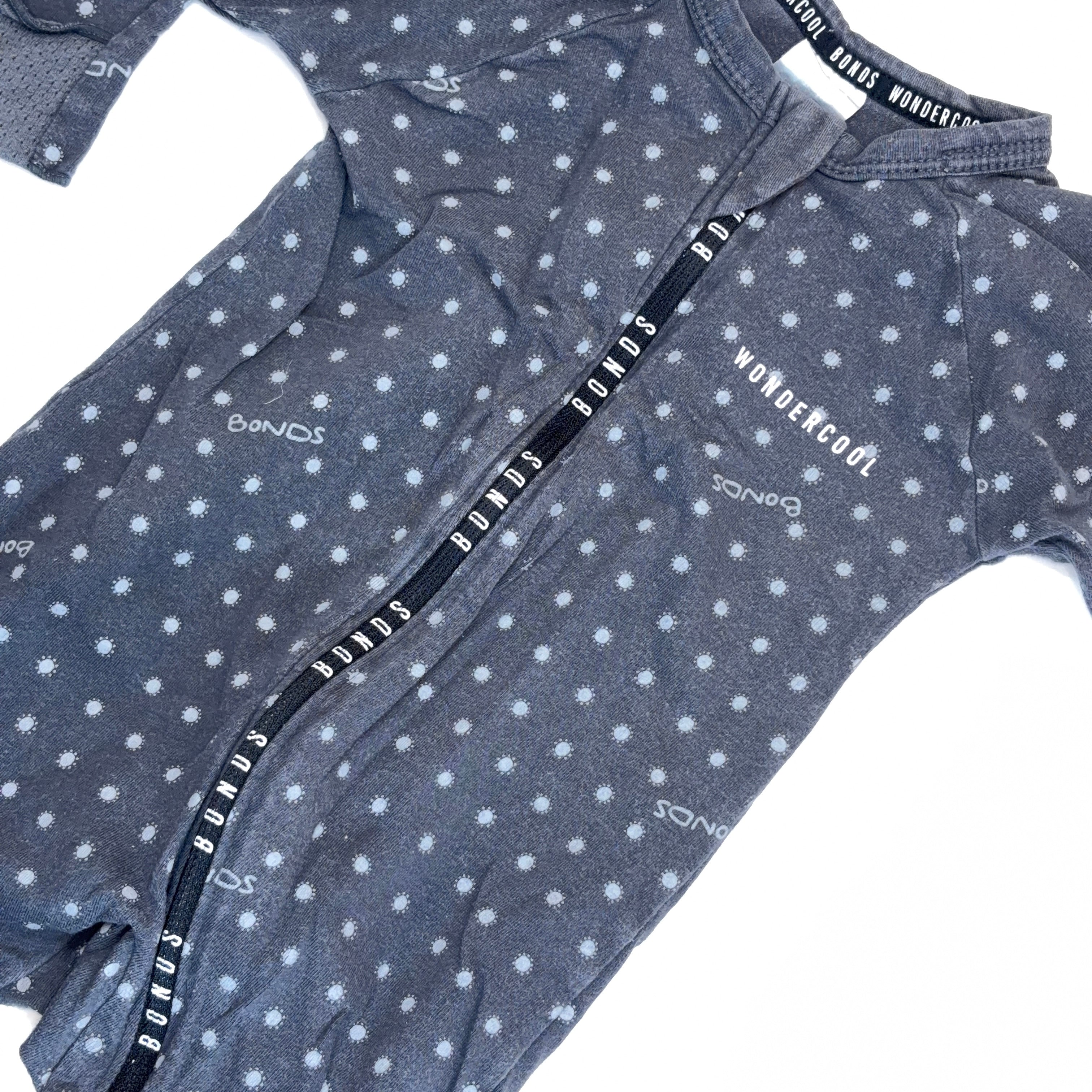 Bonds Charcoal Polka Dot Wondercool Wondersuit - 3-6 Months | 00